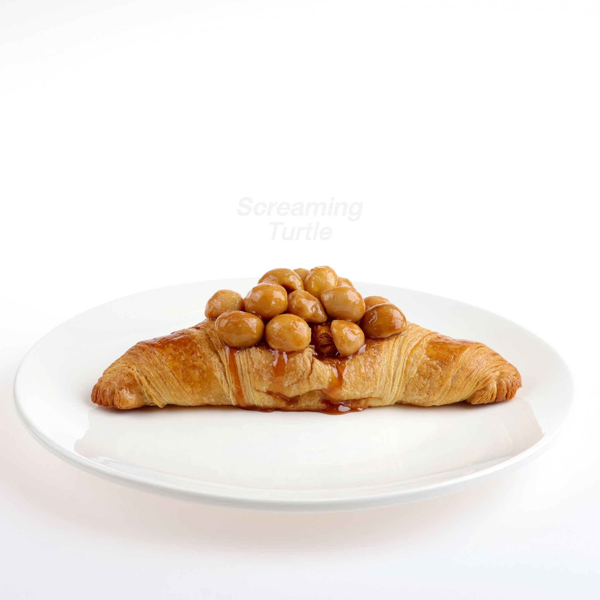 Croissant Caramel macadamia